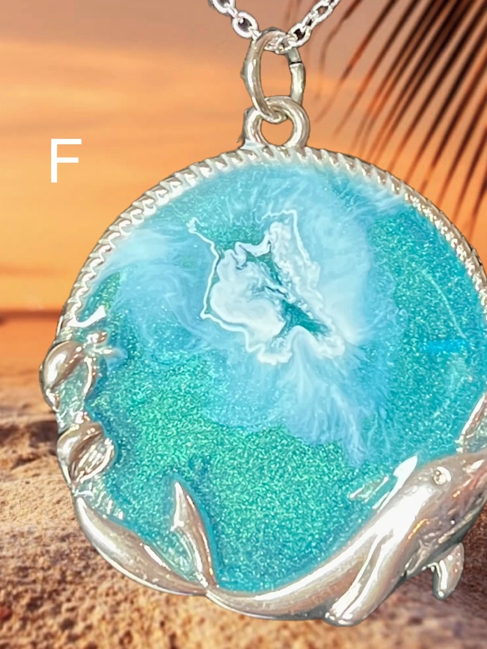 Ocean Blue Resin Pendant Necklace - Sea Life Accents - Picture 7 of 7